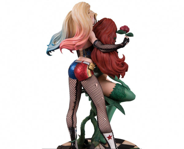 Poison Ivy and Harley Quinn Statue 3D model Ready Print